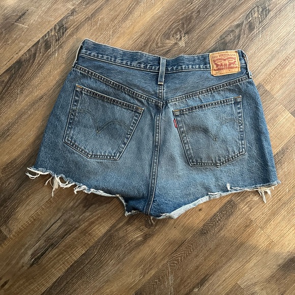 Levi's Blue Distressed Jean Shorts - Picture 5 of 6